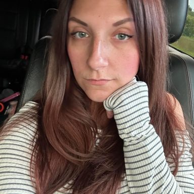 Brittany, Peachy Clean laundry technician
